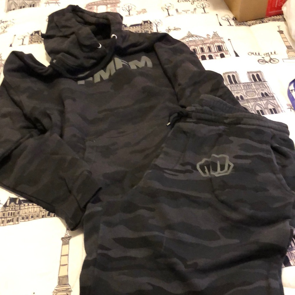 FMFM Hoodie & Joggers